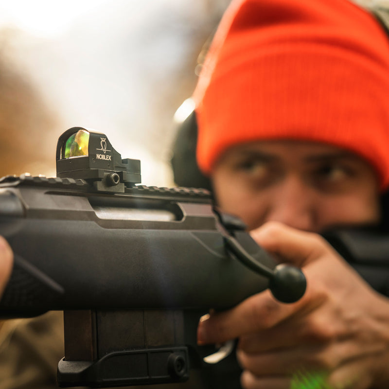 Load image into Gallery viewer, Noblex red dot nv 1x25 os (7.0 moa)
