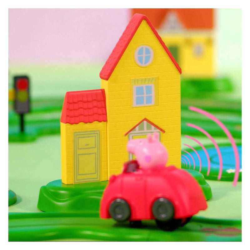 Load image into Gallery viewer, Spectron peppa pig whizz around - peppa's kleine rode auto
