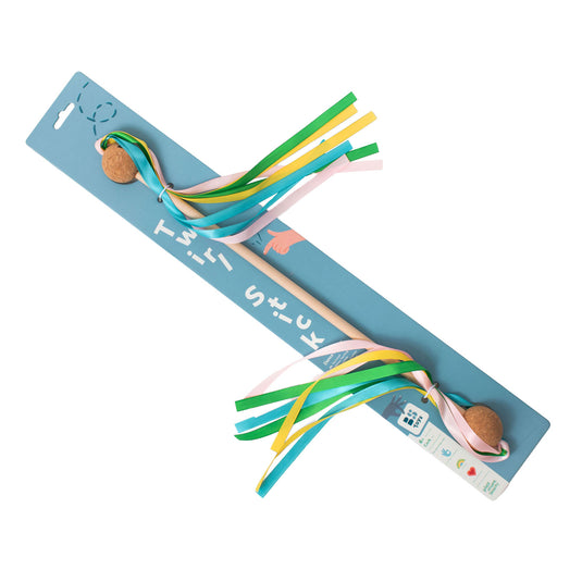 Bs toys twirlstok - majorette stok - baton - houten speelgoed met linten - dansen en bewegen - cadeau kind- vanaf 4 jaar