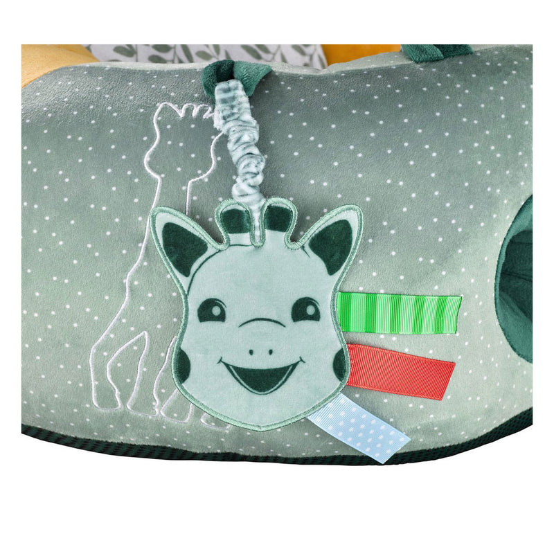 Load image into Gallery viewer, Sophie de giraf baby seat play - babystoel met activiteiten - baby speelgoed - kraamcadeau - babyshower cadeau - vanaf 3 maanden - 27 x 55 x 50 cm
