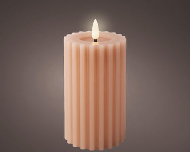 Lumineo led kaars wax ribbel licht roze h14,8cm dia 7,5 cm met 6 uurs timer-werkt op batterijen 2x aaa ( niet inbegrepen)