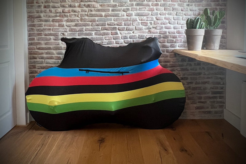 Load image into Gallery viewer, Ds covers Fietssok RAINBOW geschikt voor op de fietsdrager zwart
