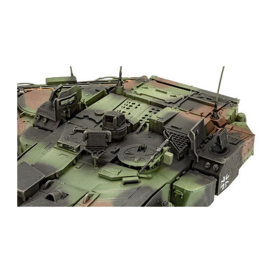 Revell modelbouwpakket - leopard 2a7a1 1:35 - 250dlg.
