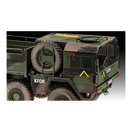 Revell modelbouwpakket - man 10t milgl truck 8x8 1:35 - 245dlg.