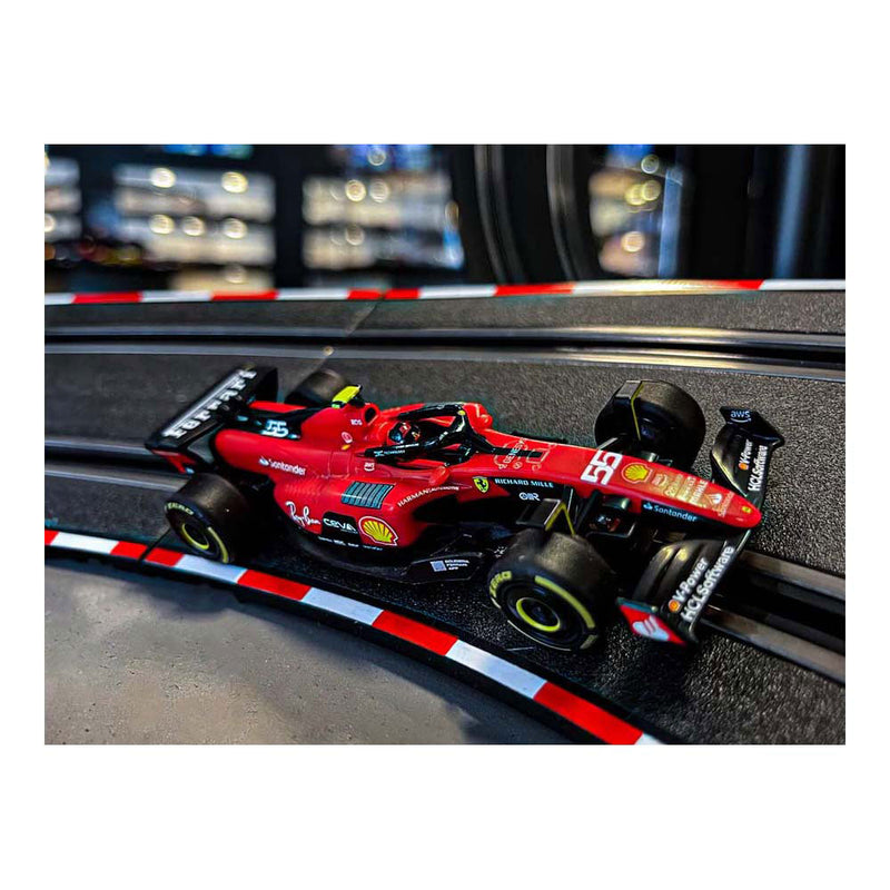 Load image into Gallery viewer, Carrera ferrari sf-23 c. sainz, no.55 - 1:43
