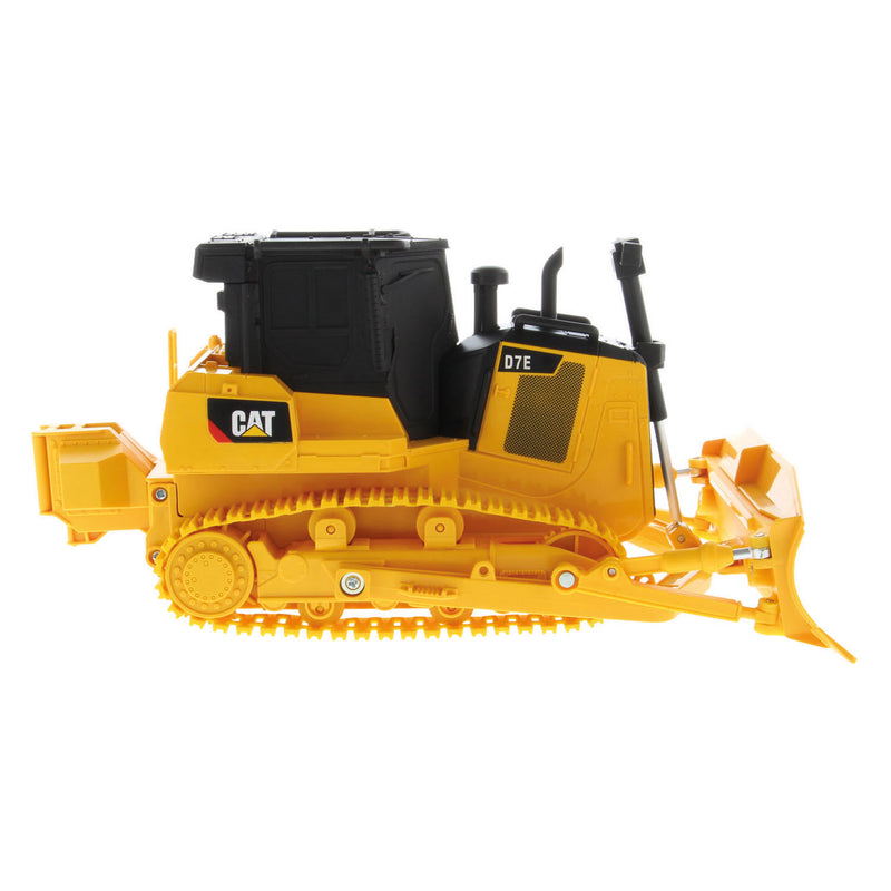 Load image into Gallery viewer, Carrera rc 2,4 ghz cat d7e bulldozer - 1:35
