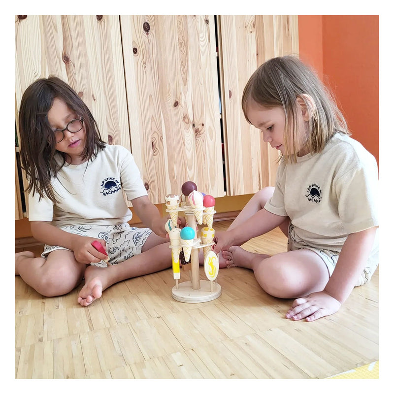 Load image into Gallery viewer, Small foot - houten speeleten ijsjes op beweegbare ijsstandaard, 16dlg.
