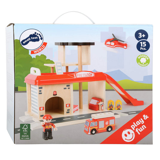 Small foot - houten brandweerkazerne met accessoires, 15dlg.