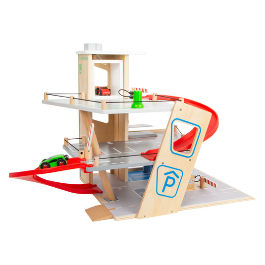 Small foot - houten garage met wasstraat