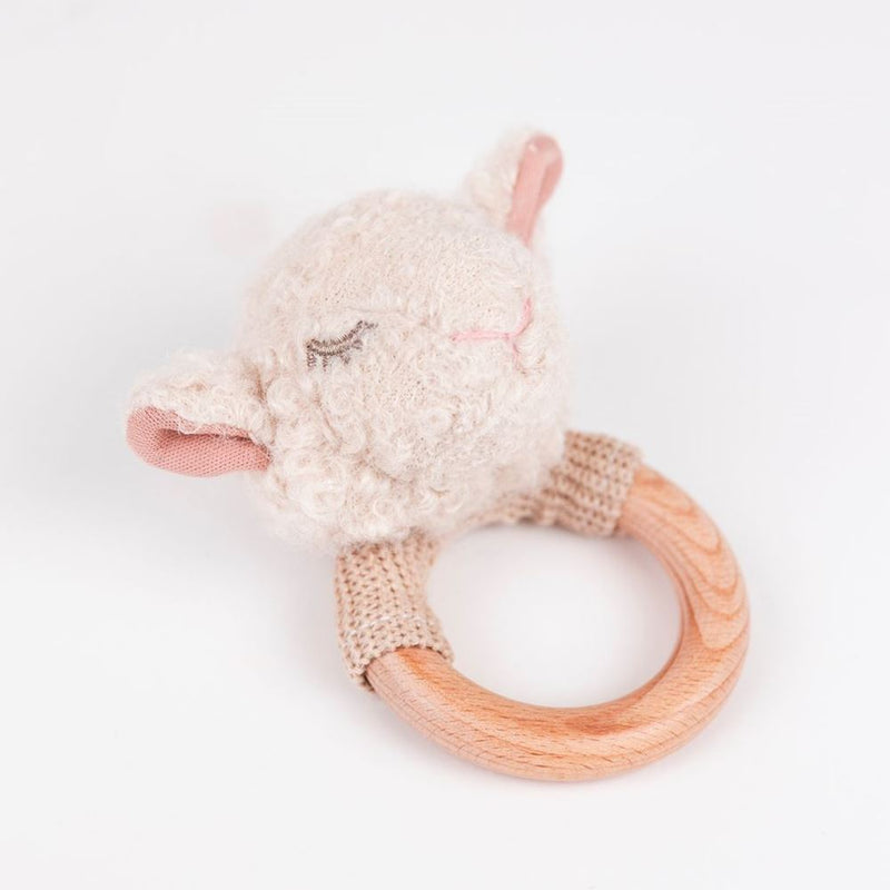 Afbeelding laden in galerijviewer, Egmont knuffel rammelaar schaap mary. 13
