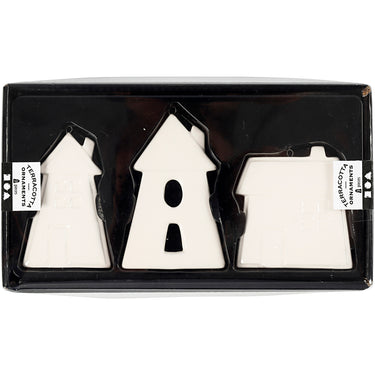 Http: www.cchobby.nl hangende-ornamenten-huizen-h-7-6-9-7-cm-wit-3-stuk-1-doos