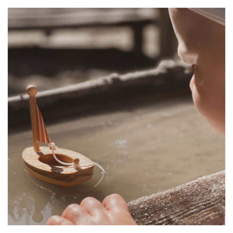 Load image into Gallery viewer, Eichhorn Houten Zeilbootjes, 2st.
