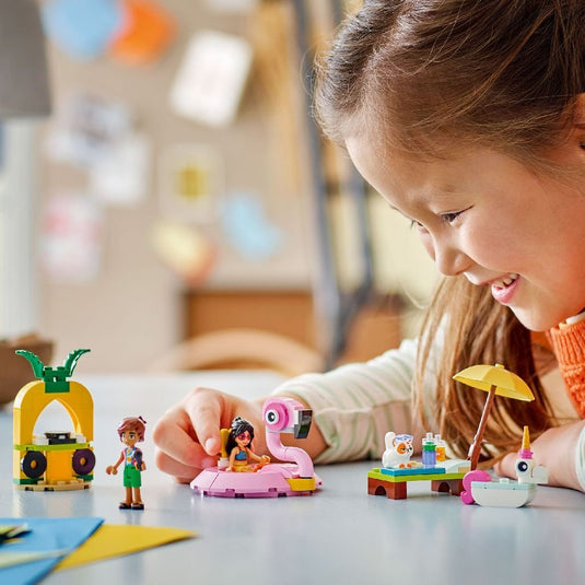 Lego friends 42658 zwembadfeestje met flamingo en eenhoorn