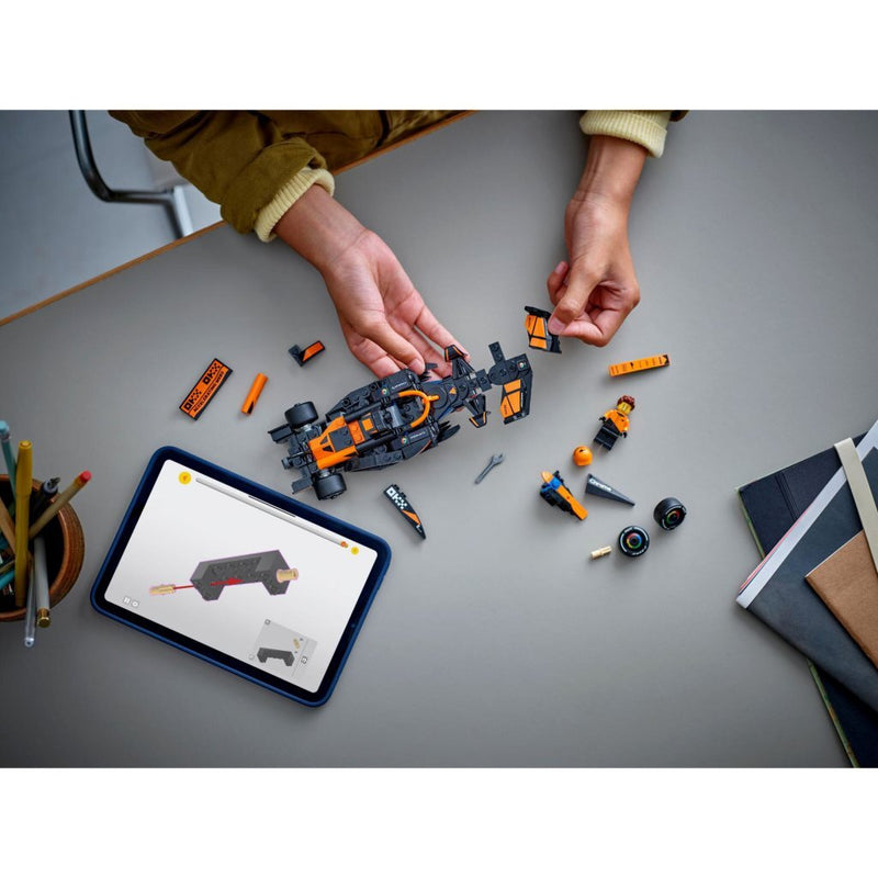 Load image into Gallery viewer, Lego speed champions 77251 mclaren f1 team mcl38 racewagen
