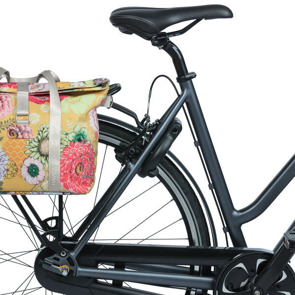 Basil Bloom Field - bicycle handbag - 8-11 liters - front/back - yellow