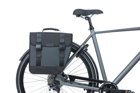 Basil Tour Waterproof Right - single pannier - 14 liters - black