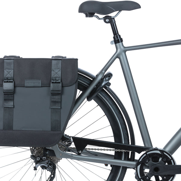 Basil Tour Waterproof XL - double pannier - 35 liters - black