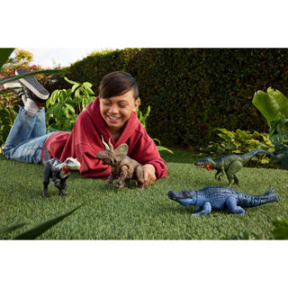 Load image into Gallery viewer, Jurassic world movie gigantic action chilantainsau
