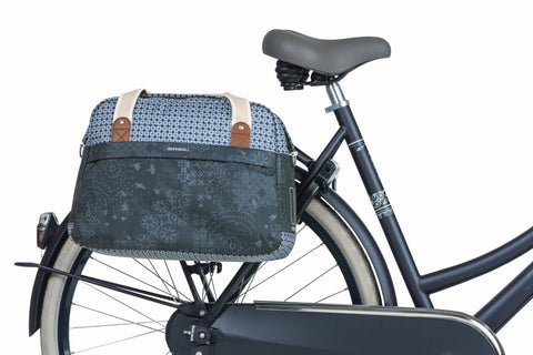 Basil Boheme bicycle shoulder bag - single bicycle bag - 18 liters - indigo blue