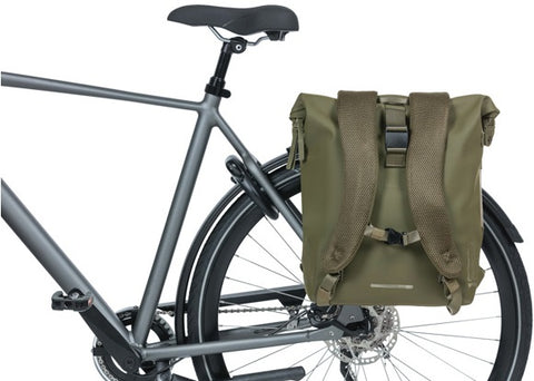 Basil SoHo - bicycle backpack Nordlicht - 17 liters - moss green