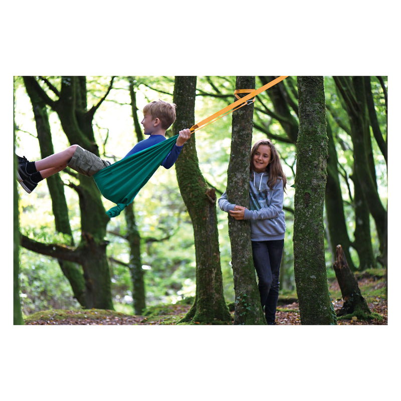 Load image into Gallery viewer, Hape pocket swing - draagbare boomschommel voor buiten, kamperen en wandelen, 5 jaar+
