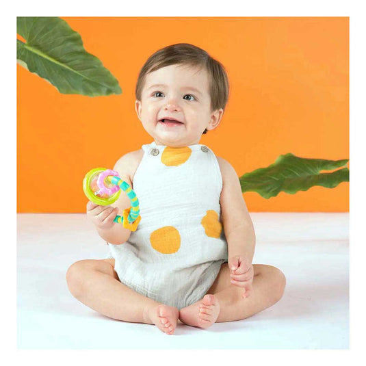 Grijp en draai rammelaar en bijtspeeltje