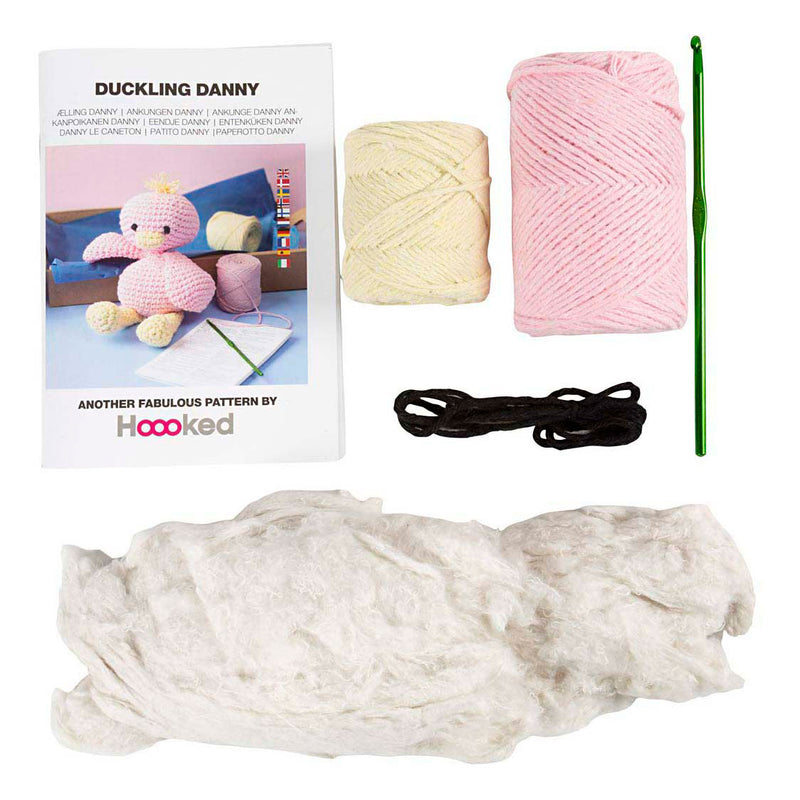Afbeelding laden in galerijviewer, Creativ company https: www.cchobby.nl hobbyset-amigurumi-eendje-lichtroze-lichtgeel-1-doos
