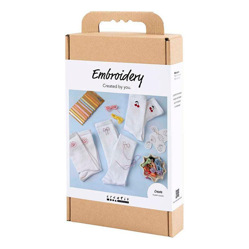 Afbeelding laden in galerijviewer, Creativ company hobbyset borduurwerk sokken wit
