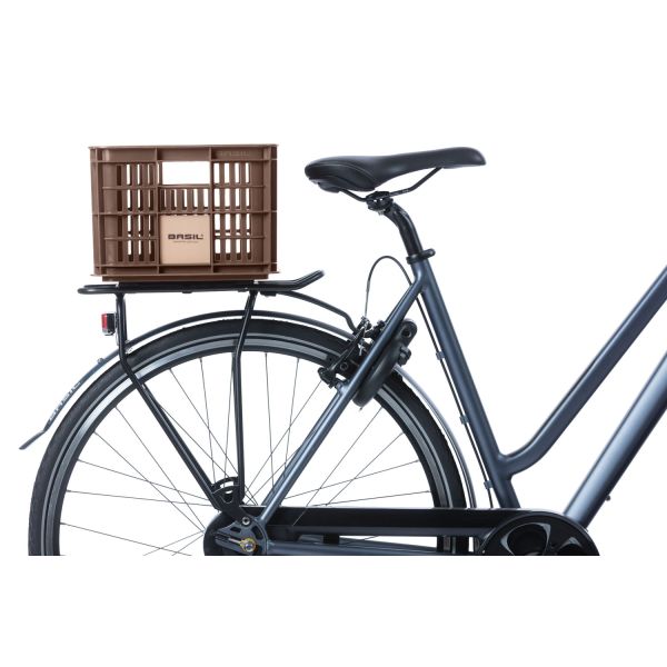 Load image into Gallery viewer, Basil fietskrat S - klein - 17.5 liter - bruin
