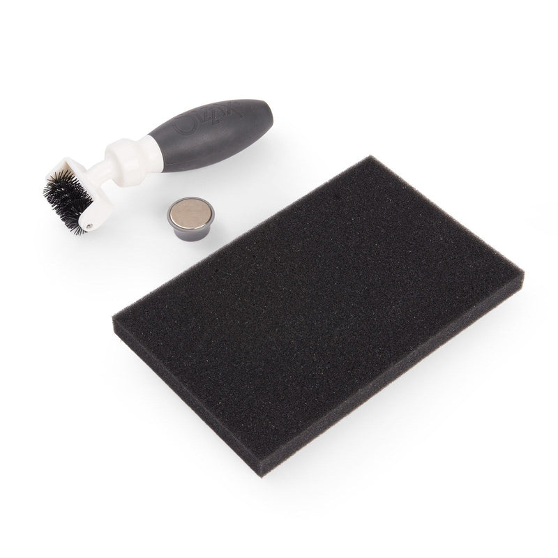 Load image into Gallery viewer, Sizzix • making tool die brush with magnetic pickup tool
