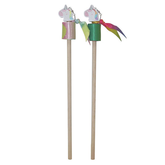 Houten stok met danslint eenhoorn