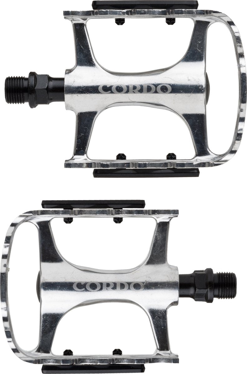 Load image into Gallery viewer, Cordo trekking pedalen aluminium - zilver
