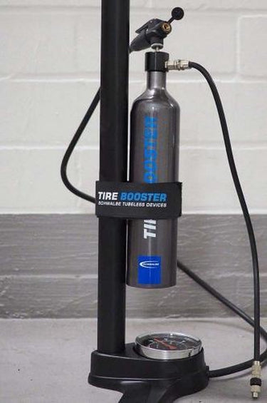 Schwalbe - tire booster tubeless fietspomp inclusief montage riem