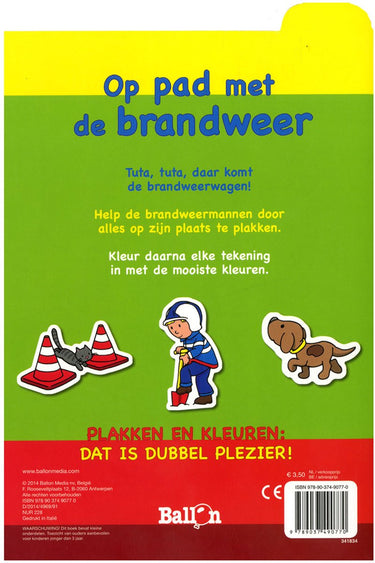Standaard uitgeverij plakken en kleuren - op pad met de brandweer, 4-6 jaar