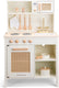 Woet ® houten speelgoed kinderkeuken - speelkeukentje met rotan details en gouden kraan - speelkeuken gebroken wit met diverse accessoires - werkbladhoogte 55 cm - rollenspel - vanaf 3 jaar