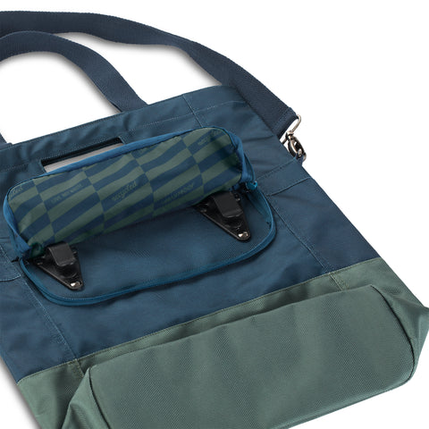 UrbanProof shopper bag RPET 20L blue-green