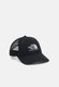 The north face deep fit mudder trucker sport caps zwart 1