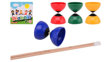 Outdoor fun diabolo met houten stokjes.
