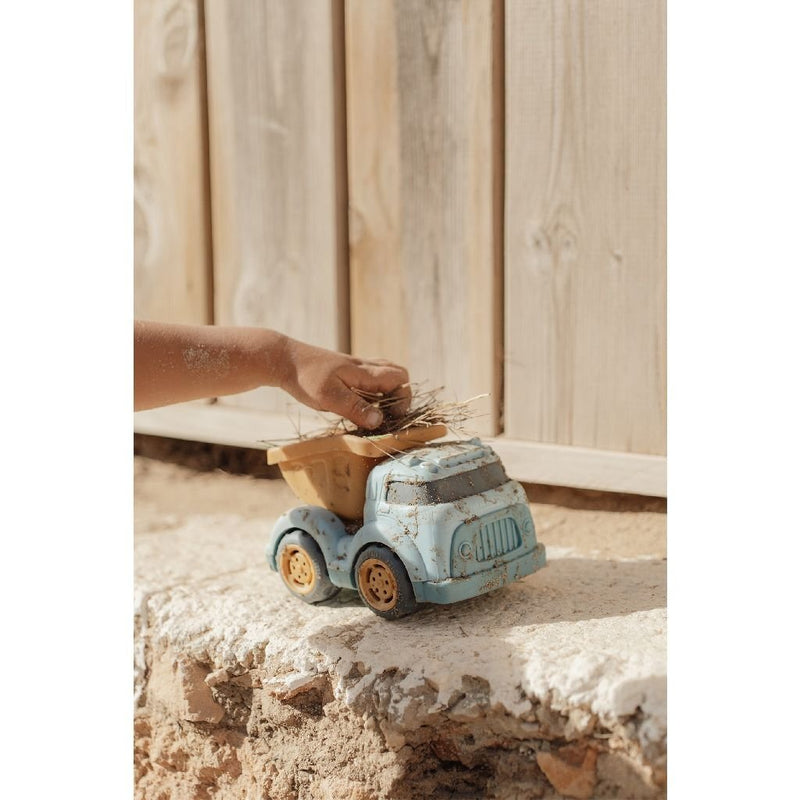 Load image into Gallery viewer, Little dutch kiepwagen 17 cm
