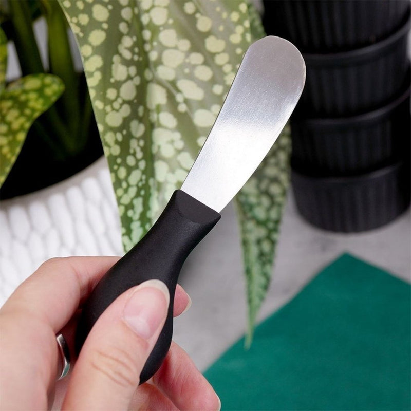 Load image into Gallery viewer, Kitchen tools botermesje 12.5 cm rvs zwart
