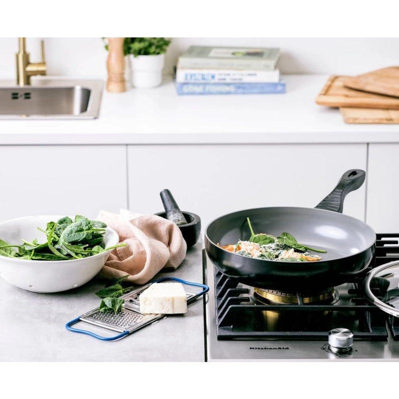 Load image into Gallery viewer, Bk easy basic ceramic koekenpan 30 cm zwart
