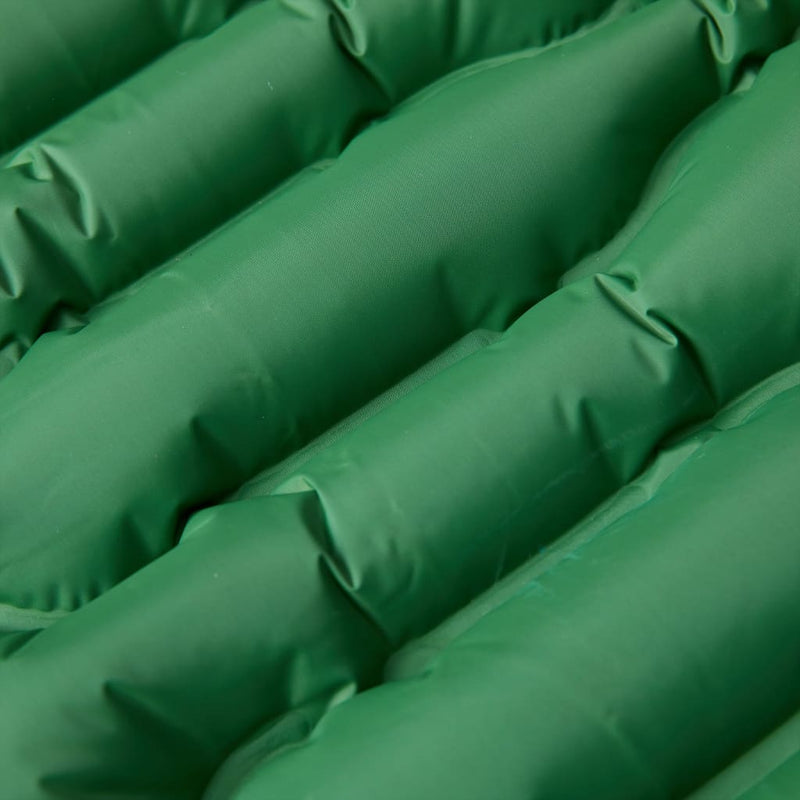 Load image into Gallery viewer, Vidaxl kampeermatras met kussen zelfopblazend 1-persoons groen
