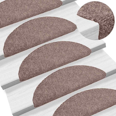 Vidaxl trapmatten zelfklevend 30 stuks 56x17x3 cm lichtbruin halfrond