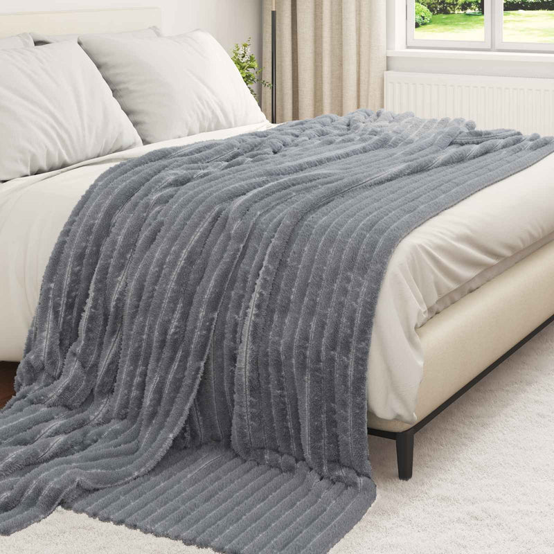 Load image into Gallery viewer, Vidaxl gooi deken donkergrijs 270 x 240 cm fleece
