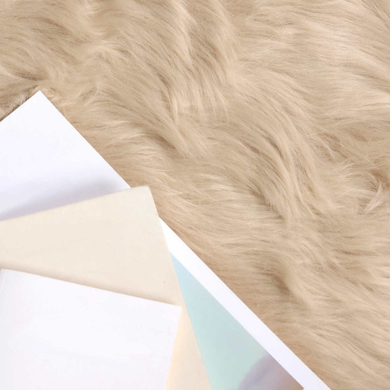 Load image into Gallery viewer, Vidaxl nep schapenvacht tapijt tafalla beige 80 x 200 cm polyester
