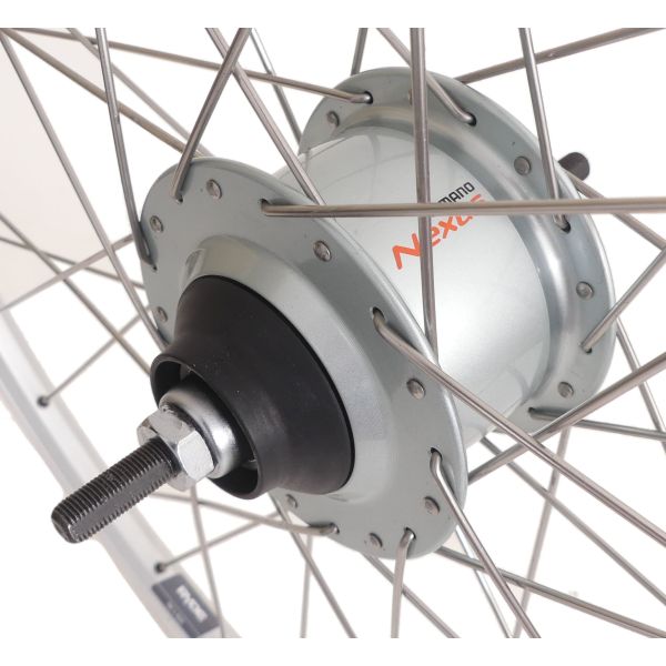 Load image into Gallery viewer, Achterwiel 28 nexus 8 rollerbrake naaf met met zilveren velg en rvs spaken
