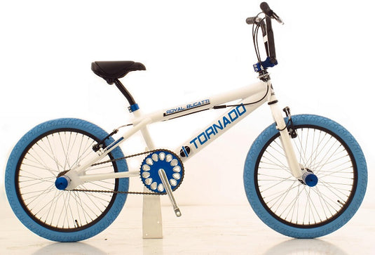 Royal bmx fiets -bugatti tornado freestyle 20 inch - wit met blauwe banden
