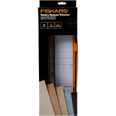 Http: www.cchobby.nl fiskars-rolmes-papiersnijder-l-30-cm-1-stuk