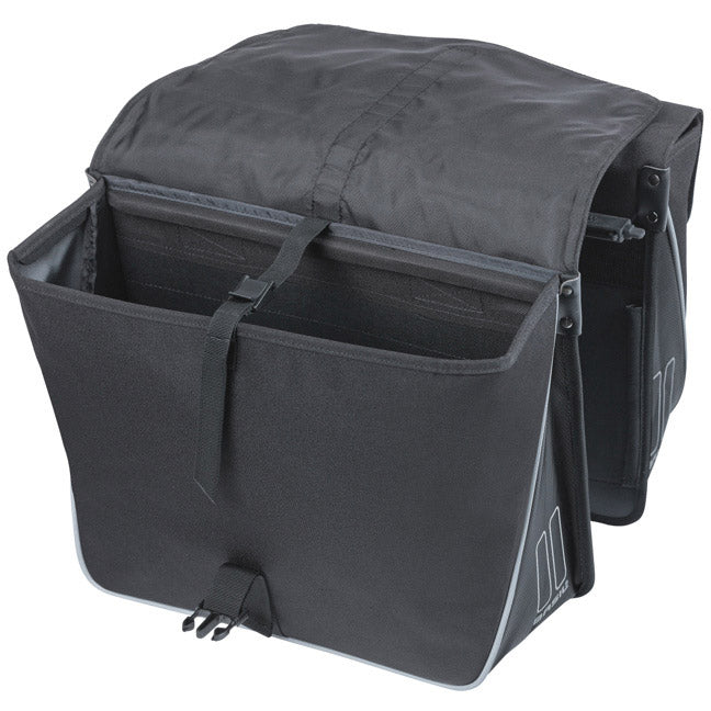 Load image into Gallery viewer, Basil dubble fietstas forte mik 35 liter 15 x 38 x 30 cm - zwart
