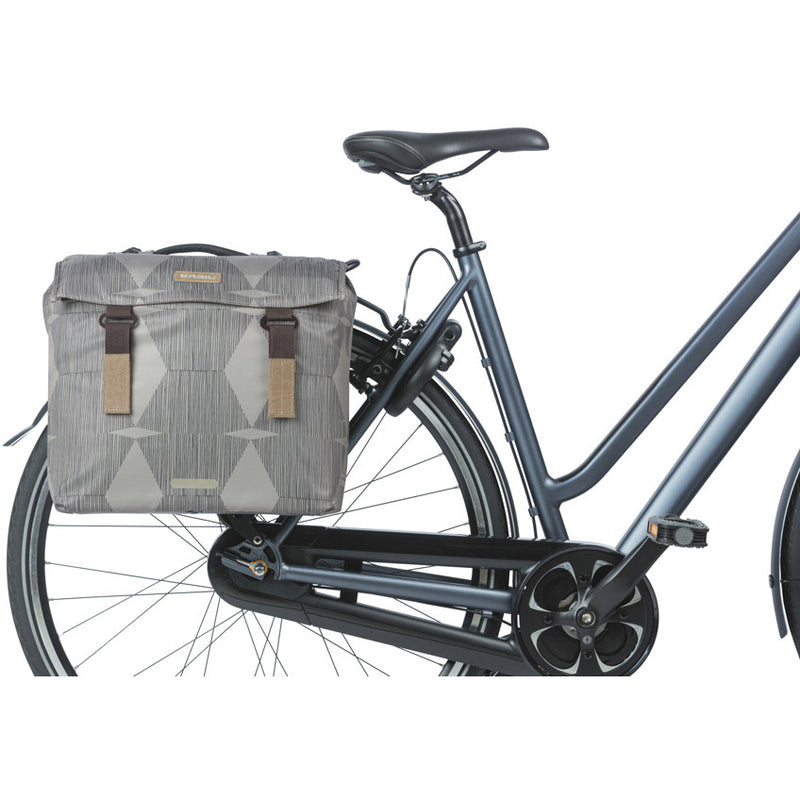 Load image into Gallery viewer, Basil dubbele fietstas elegance mik 40 - 49 liter - chateau taupe
